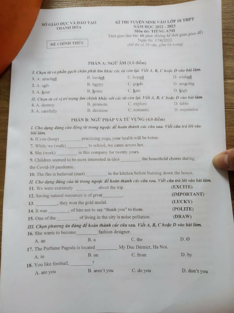 Đề thi chính thức vào 10 môn Tiếng Anh năm 2022 Thanh Hoá (có đáp án) (ảnh 1)