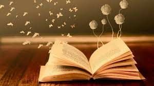 Top 50 bài văn mẫu: Hãy yêu sách, nó là nguồn kiến thức, chỉ có kiến thức mới là con đường sống. (ảnh 1)